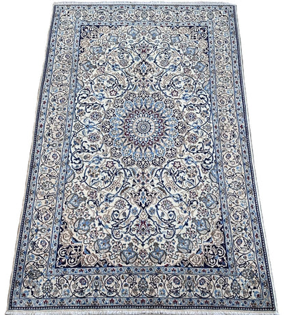 Fine Hand-Knotted Persian Naien Carpet