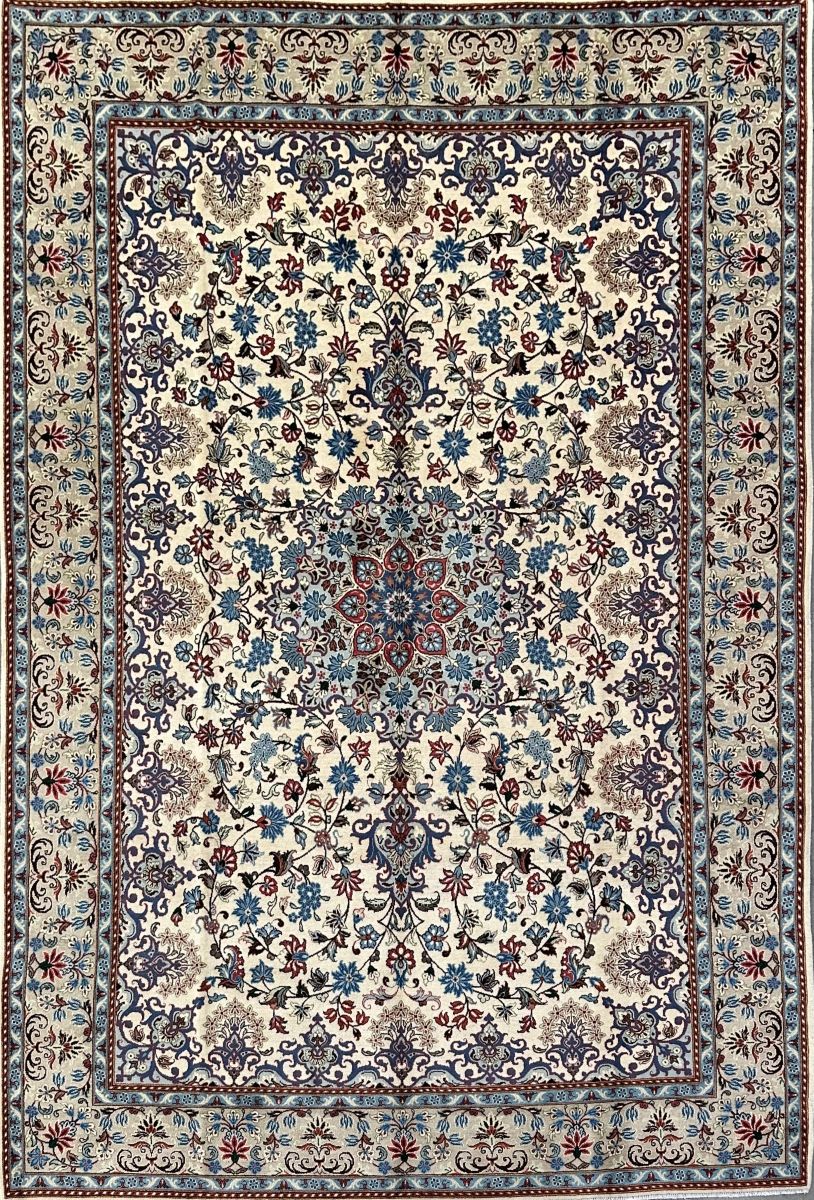 Fine Hand-Knotted Persian Yazd Carpet