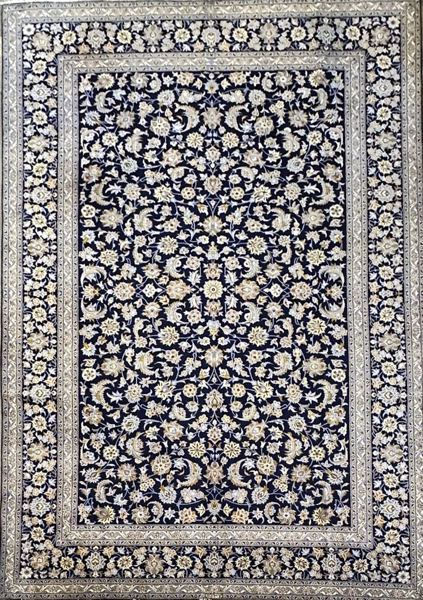 Fine Hand-knotted Royal Persian Kashan Carpet