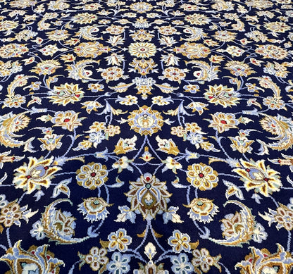 Fine Hand-knotted Royal Persian Kashan Carpet