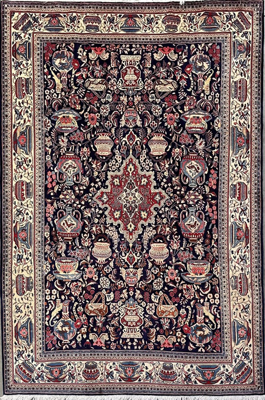 Rare Hand-Knotted Persian Sarouq Carpet