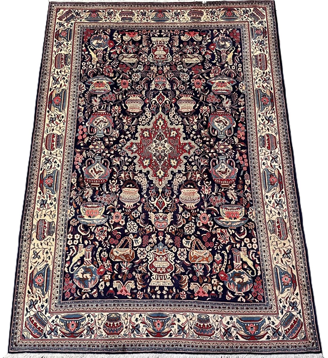 Rare Hand-Knotted Persian Sarouq Carpet