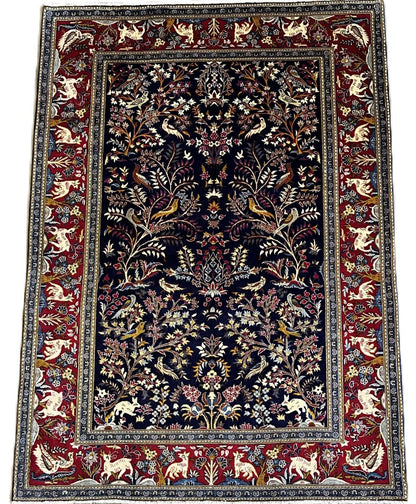 Fine Hand-Knotted Persian Kashan Carpet