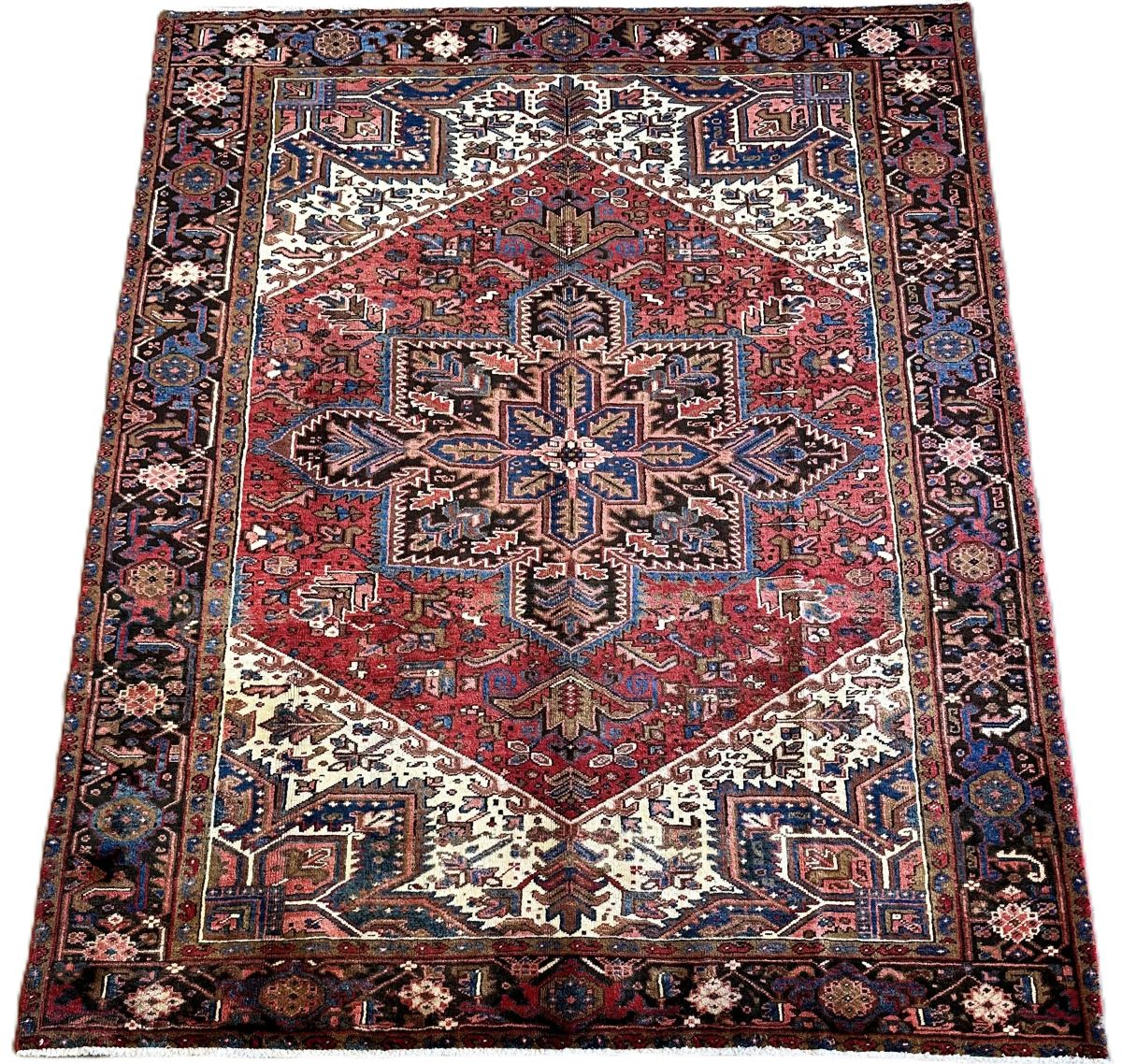 Hand-knotted Traditional Persian Heriz Carpet