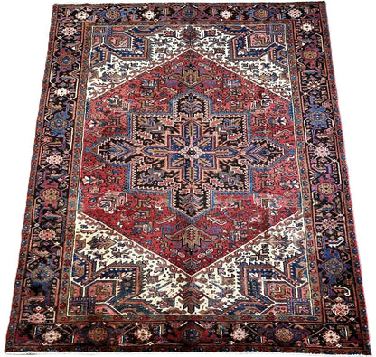 Hand-knotted Traditional Persian Heriz Carpet
