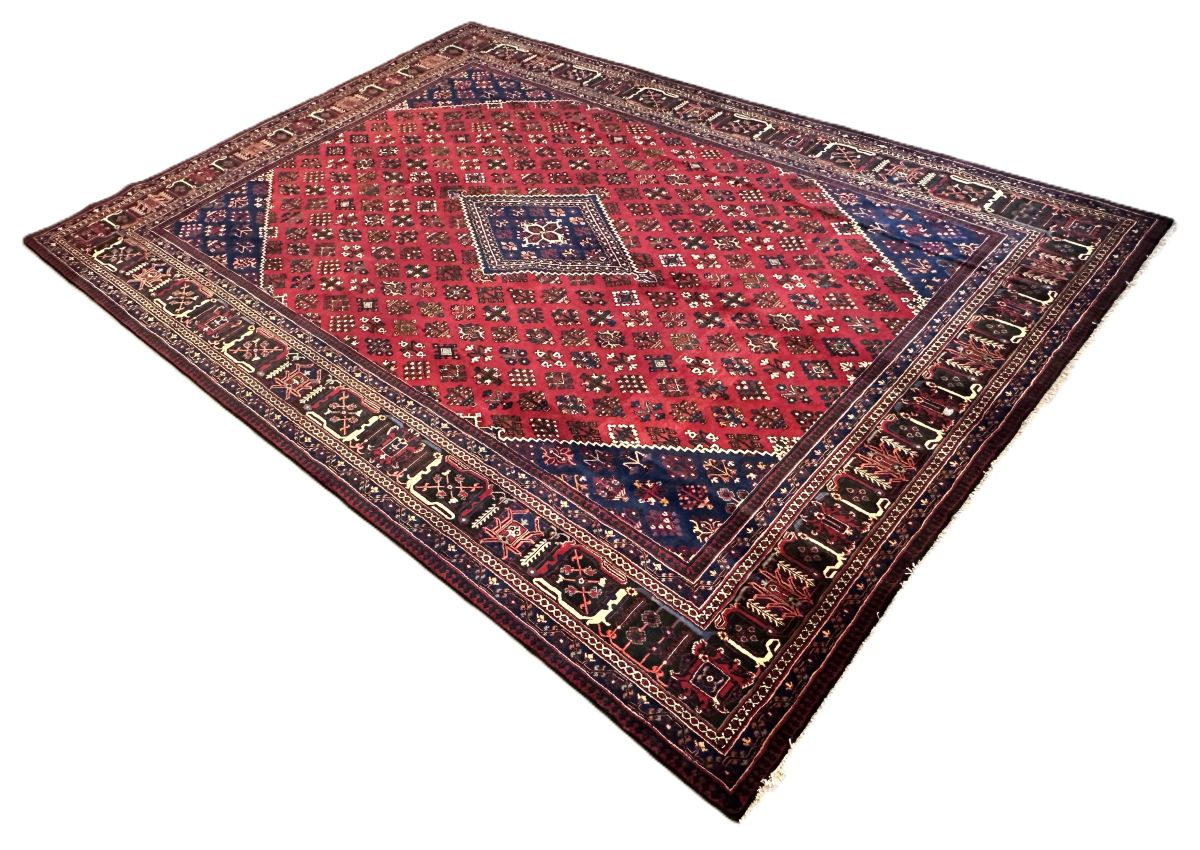 Fine Hand-Knotted Persian Meymeh Carpet