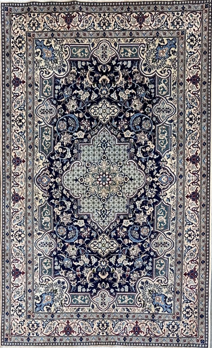 Fine Hand-Knotted Persian Naien Carpet