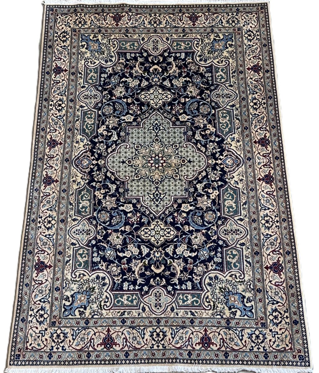 Fine Hand-Knotted Persian Naien Carpet