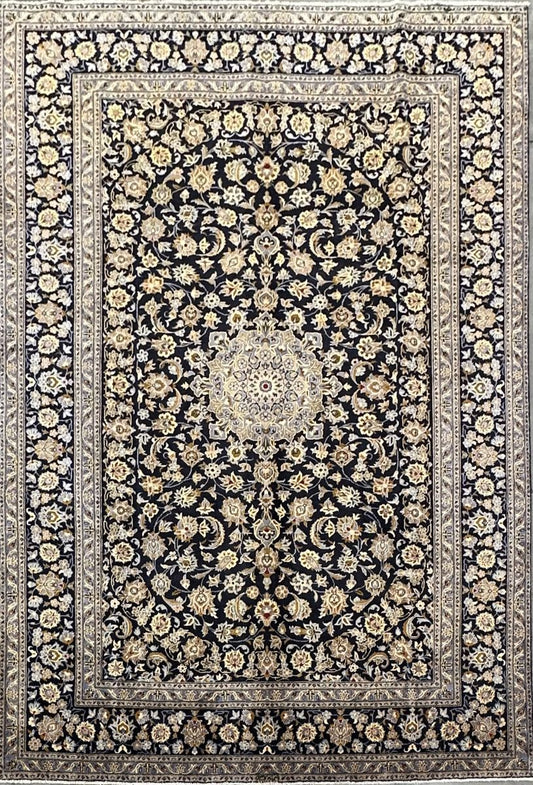 Fine Hand-knotted Royal Persian Kashan Carpet