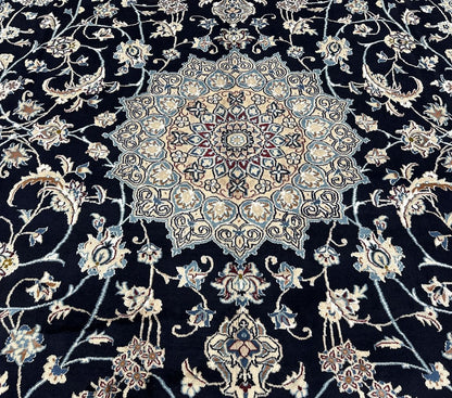 Fine Hand-Knotted Persian Naien Carpet