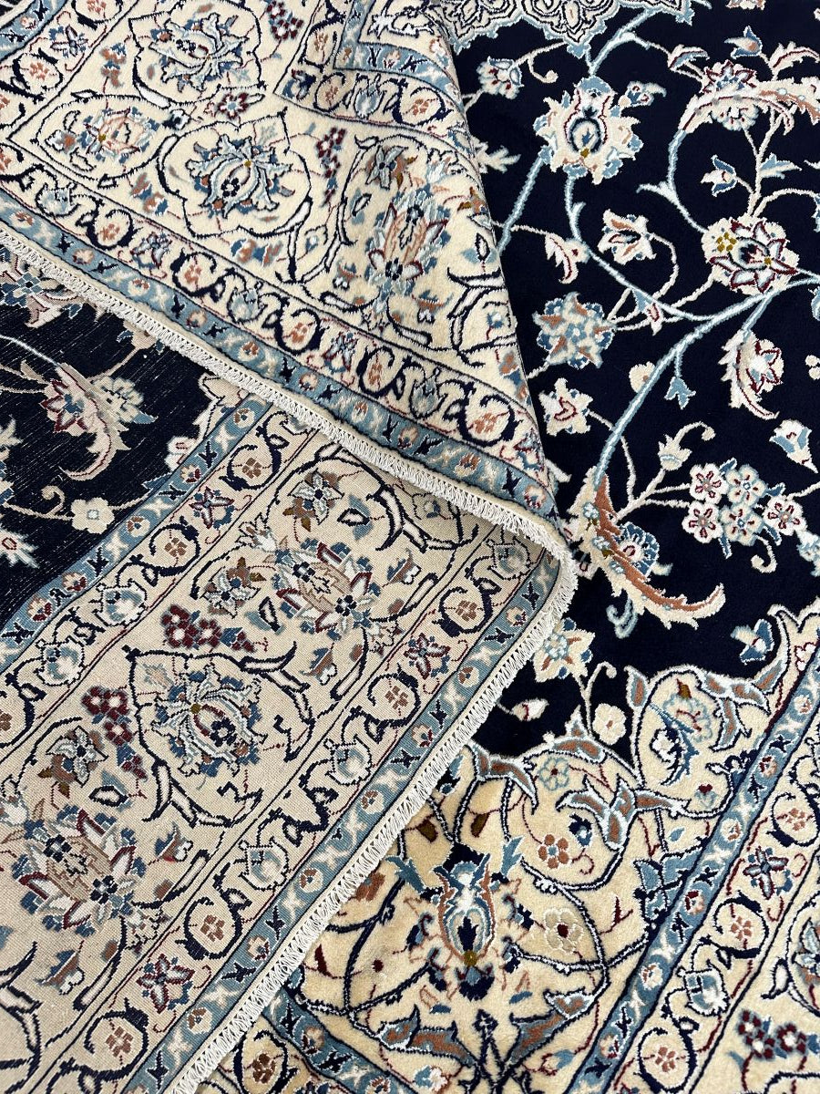 Fine Hand-Knotted Persian Naien Carpet