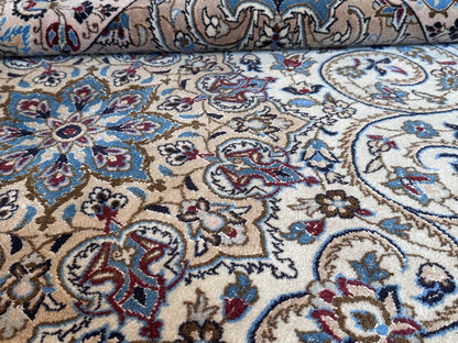Fine Hand-Knotted Persian Naien Carpet