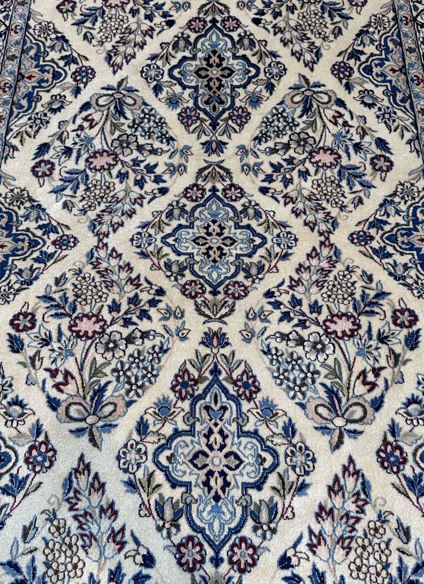 Fine Hand-Knotted Persian Naien Carpet