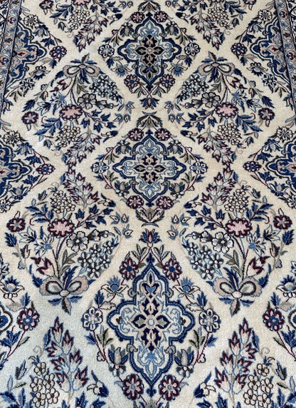 Fine Hand-Knotted Persian Naien Carpet
