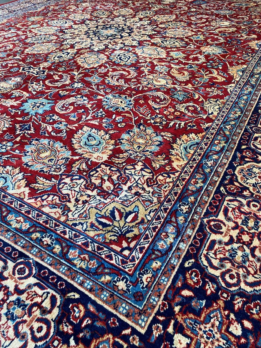 Hand-Knotted Persian Mahallat Carpet