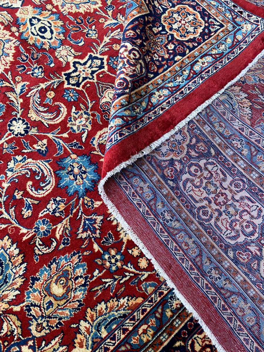 Hand-Knotted Persian Mahallat Carpet
