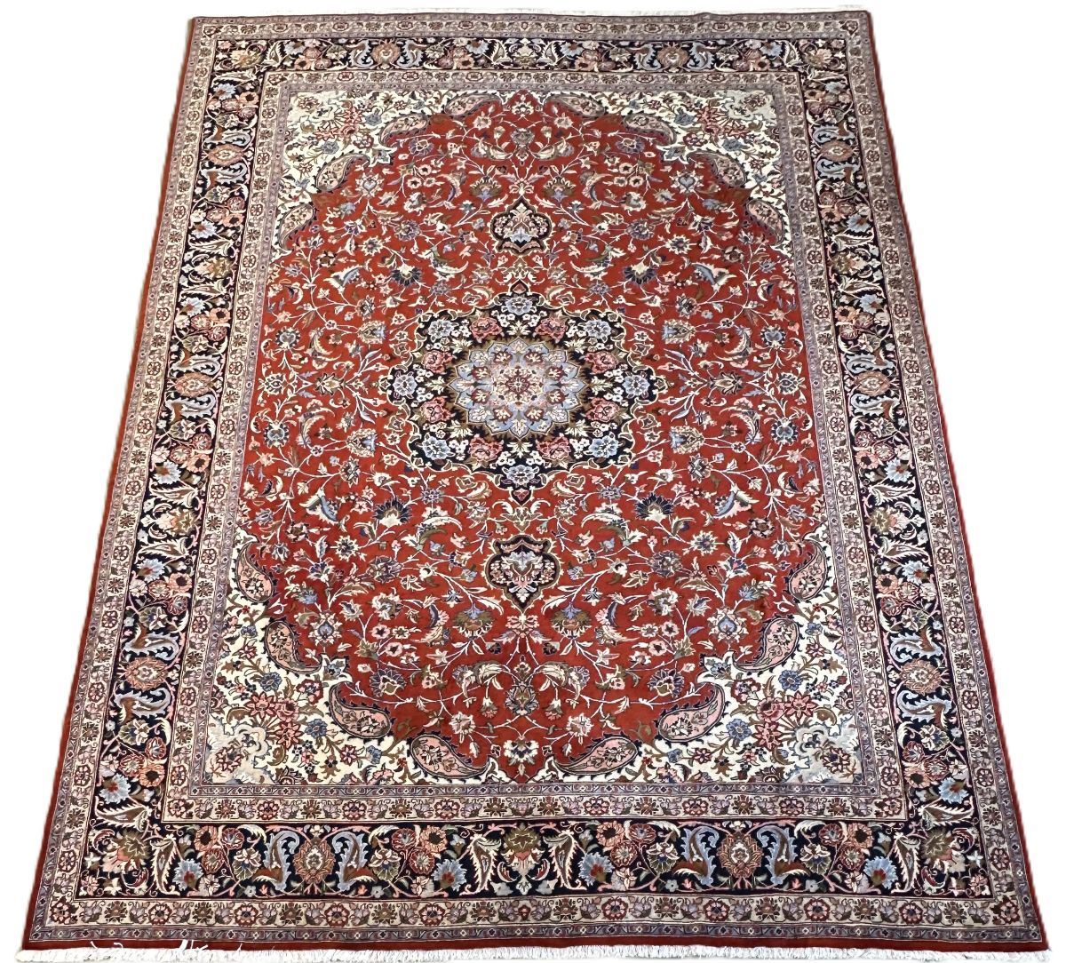 Fine Hand-Knotted Persian Isfahan Carpet