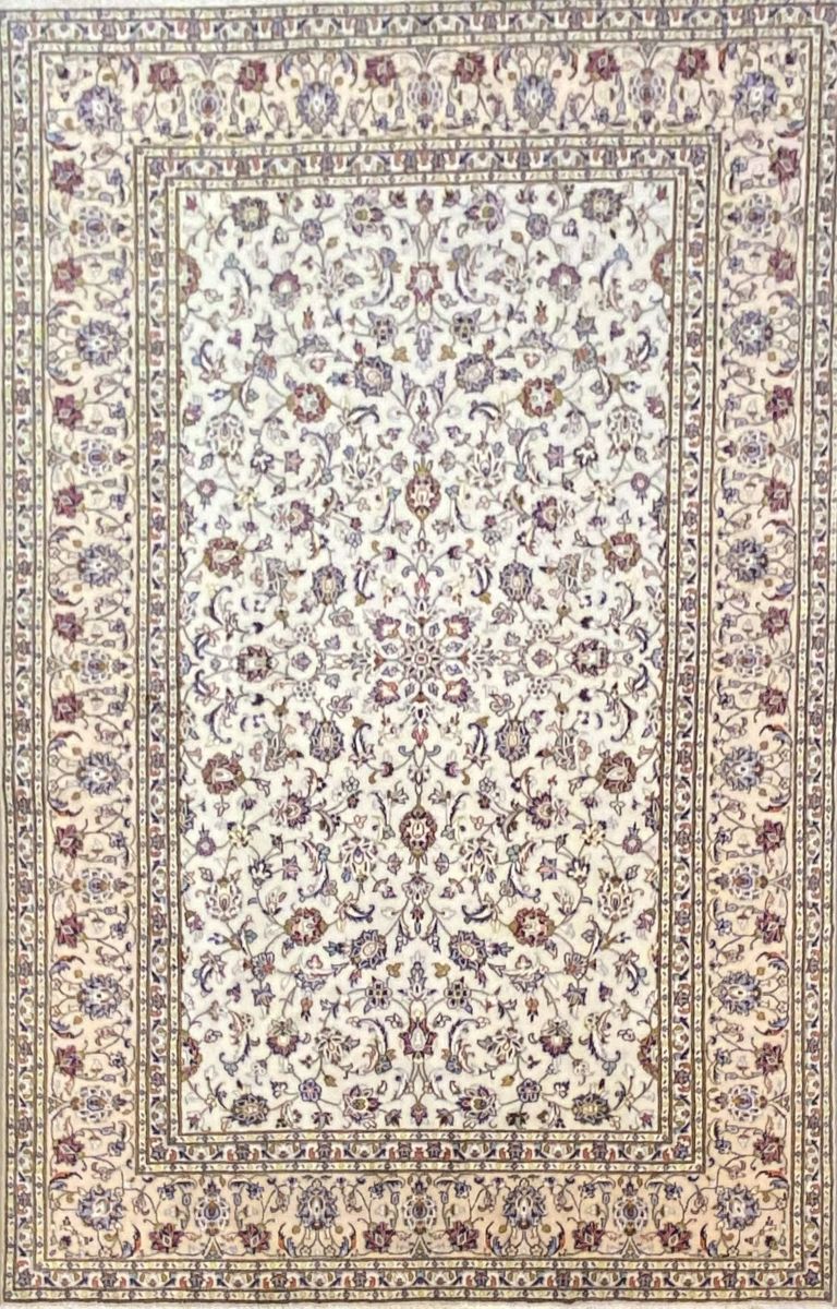 Hand-Knotted Persian Kashan Carpet