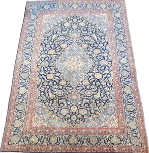 Fine Hand-Knotted Persian Kashan Carpet