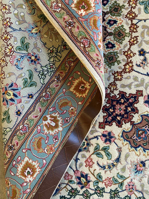 Superfine Hand-Knotted Persian Tabriz Carpet