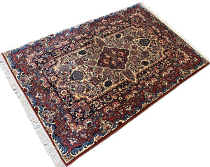 Rare Hand-Knotted Persian Sarouq Carpet