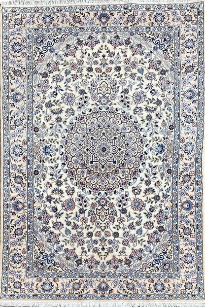 Fine Hand-Knotted Persian Naien Carpet