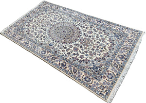 Fine Hand-Knotted Persian Naien Carpet