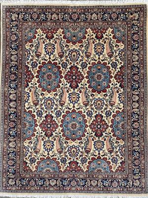 Rare Hand-Knotted Persian Sarouq Carpet