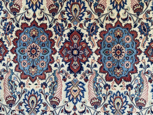 Rare Hand-Knotted Persian Sarouq Carpet