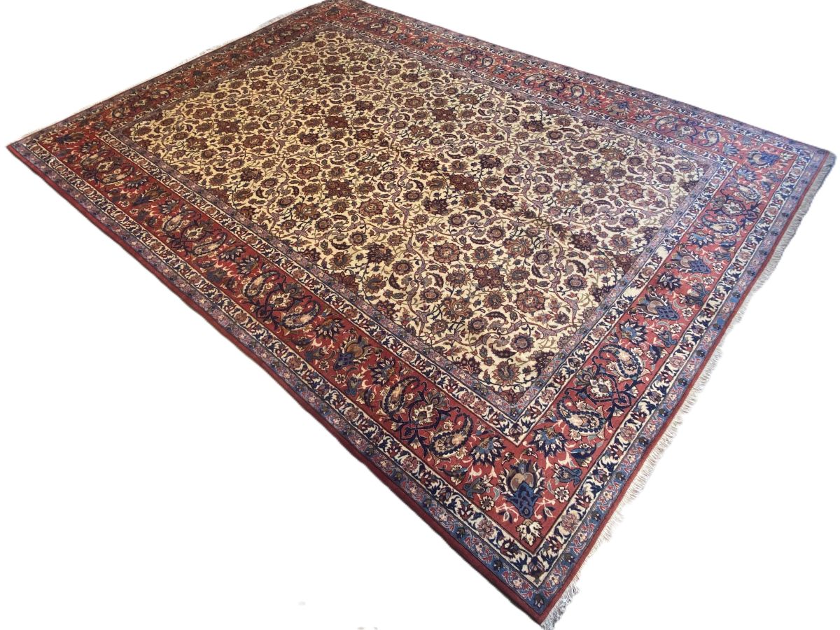Superfine Hand-Knotted Persian Isfahan Carpet