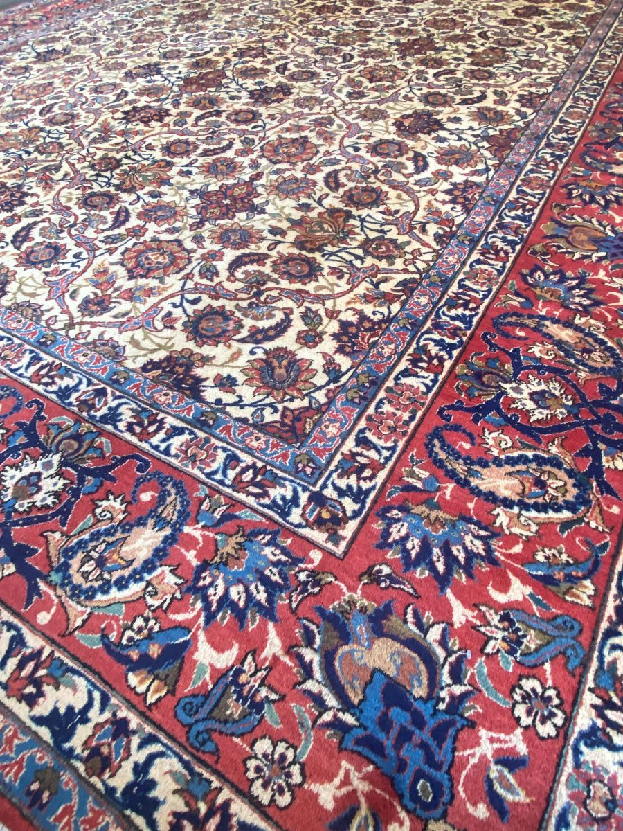 Superfine Hand-Knotted Persian Isfahan Carpet