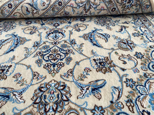 Fine Hand-Knotted Persian Naien Carpet