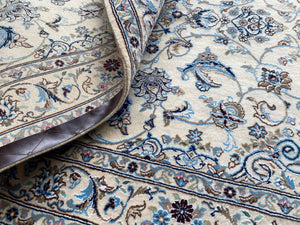 Fine Hand-Knotted Persian Naien Carpet