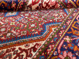 Hand-Knotted Persian Jozan Rug