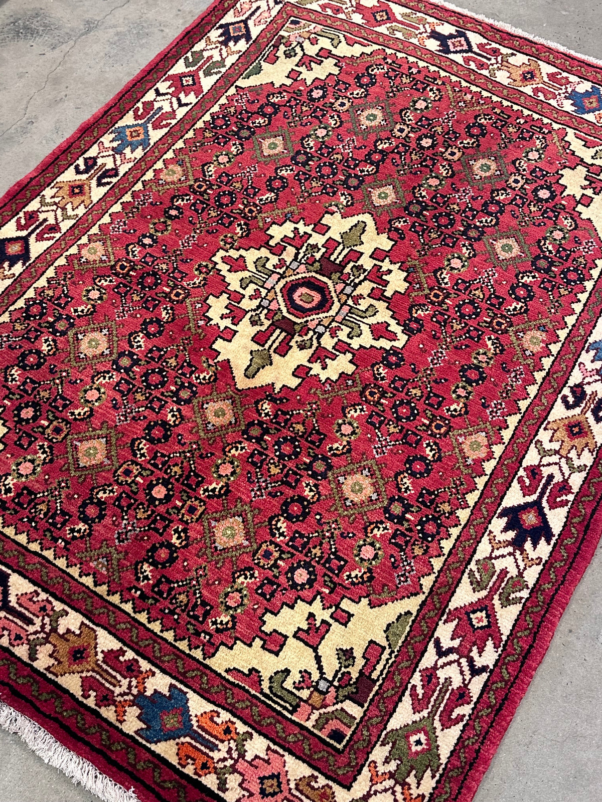 Hand-Knotted Tribal Persian Hossainabad Rug