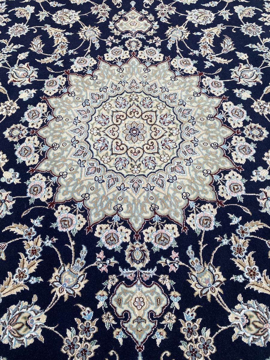 Fine Hand-Knotted Persian Naien Carpet