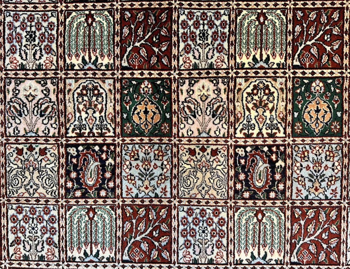 Fine Hand-Knotted Persian Birjand Mood Carpet