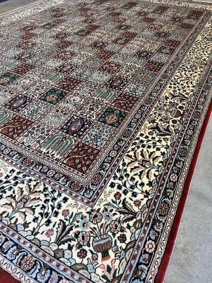 Fine Hand-Knotted Persian Birjand Mood Carpet
