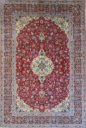 Fine Hand-Knotted Persian Kashan Carpet