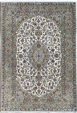 Fine Hand-Knotted Persian Kashan Carpet