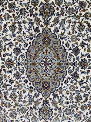 Fine Hand-Knotted Persian Kashan Carpet