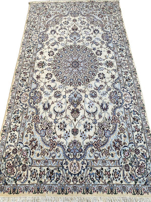 Fine Hand-Knotted Persian Naien Carpet