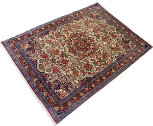 Fine Hand-Knotted Persian Bidjar Rug