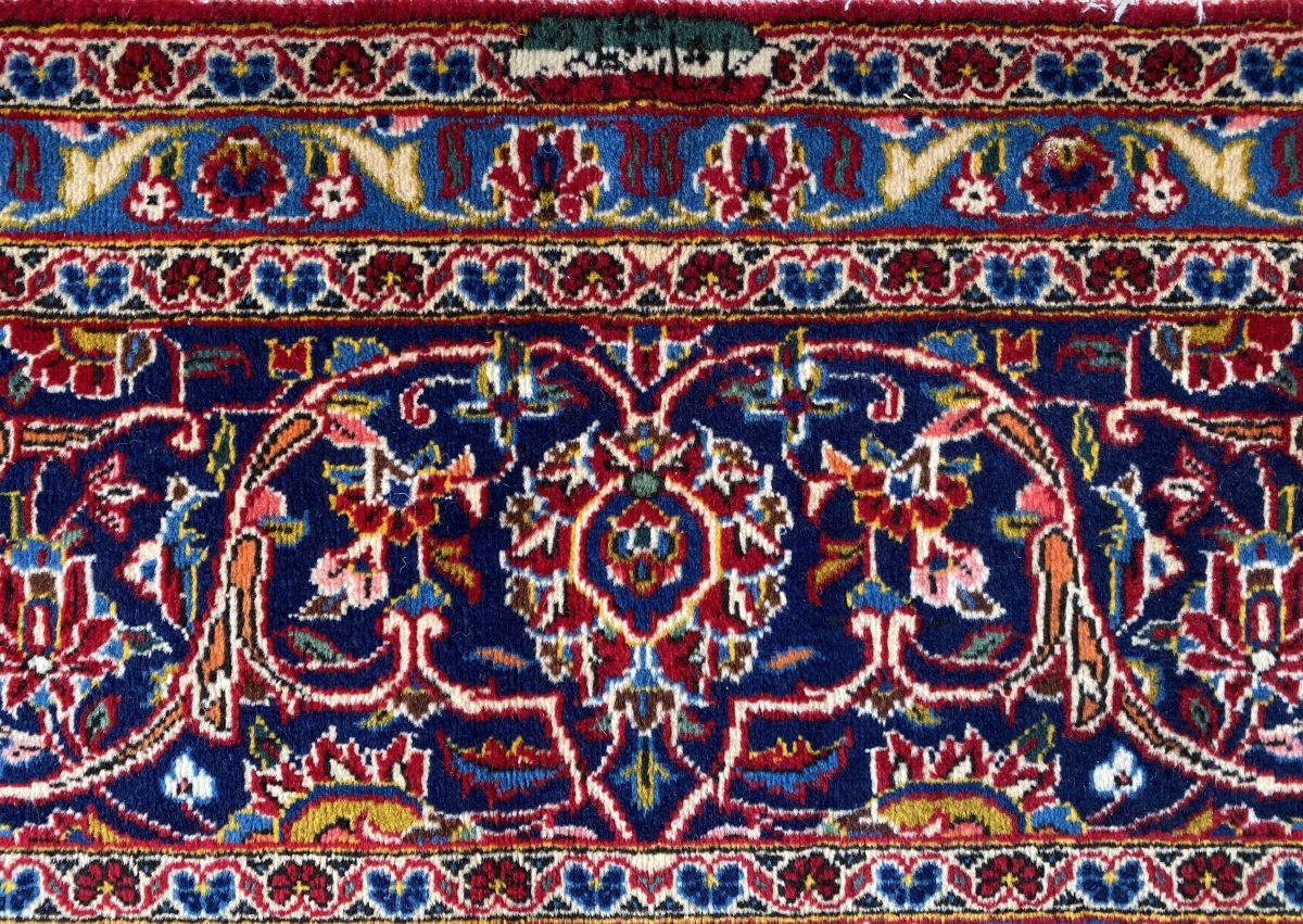 Fine Hand-knotted Persian Kashan Carpet