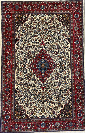 Fine Hand-Knotted Persian Sarouq Ghiasabad Carpet