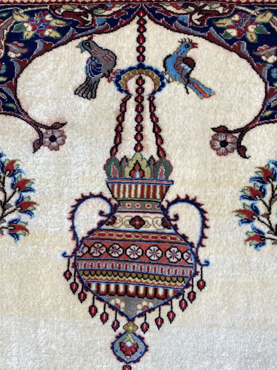 Fine Hand-Knotted Persian Qum Carpet