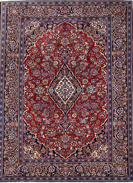 Fine Hand-Knotted Persian Kashan Carpet