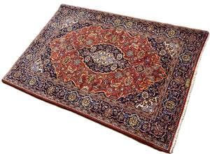 Fine Hand-Knotted Persian Kashan Carpet