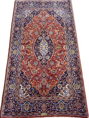 Fine Hand-Knotted Persian Kashan Carpet