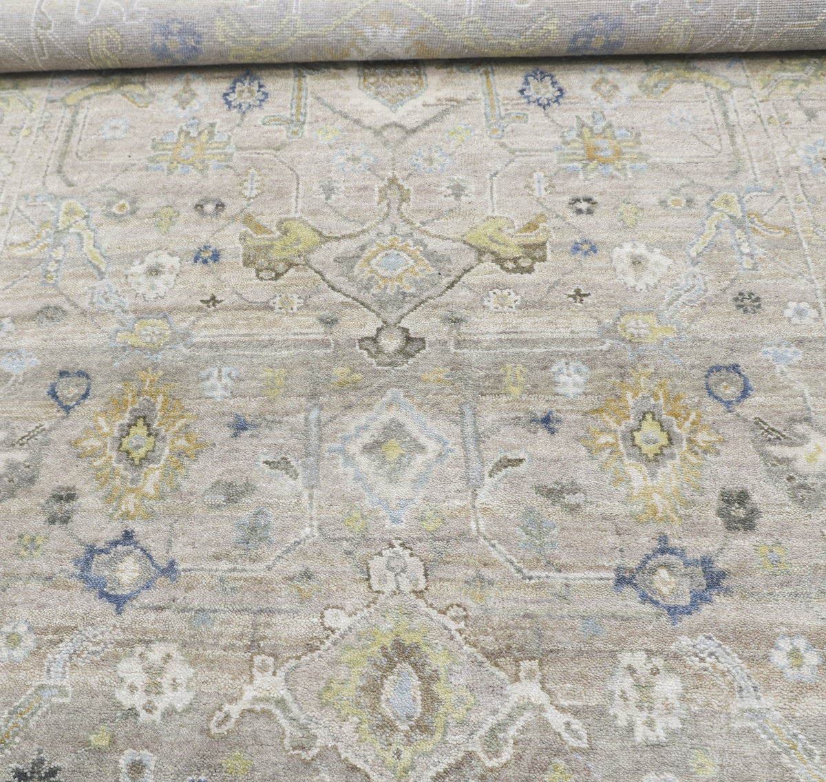 Hand-Knotted Antique Sultanabad Collection